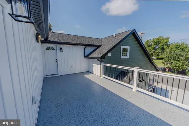 $695,000 | 18 West McCabe Street, Selbyville, DE 19975