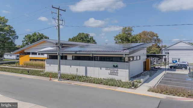 $695,000 | 18 West McCabe Street, Selbyville, DE 19975