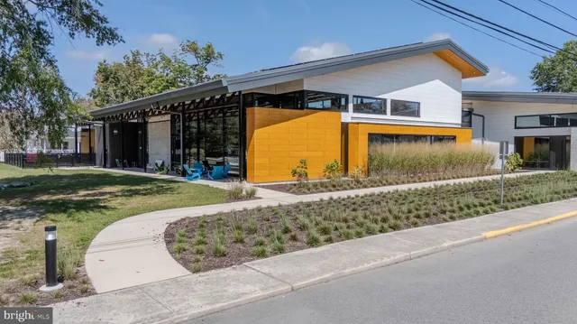 $695,000 | 18 West McCabe Street, Selbyville, DE 19975