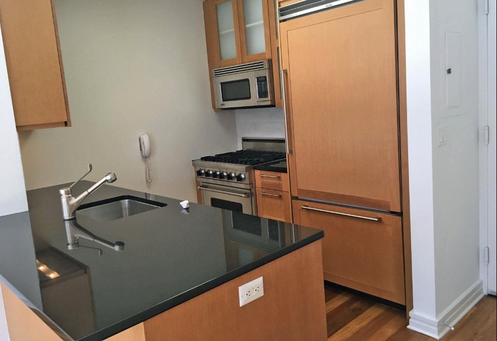 200 West End Avenue, Unit 6K Manhattan, NY 10023 - Photo 7 of 9