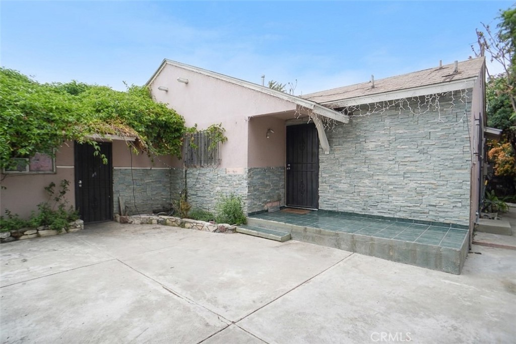 815 West 134th Street Compton, CA 90222 - Photo 2 of 7