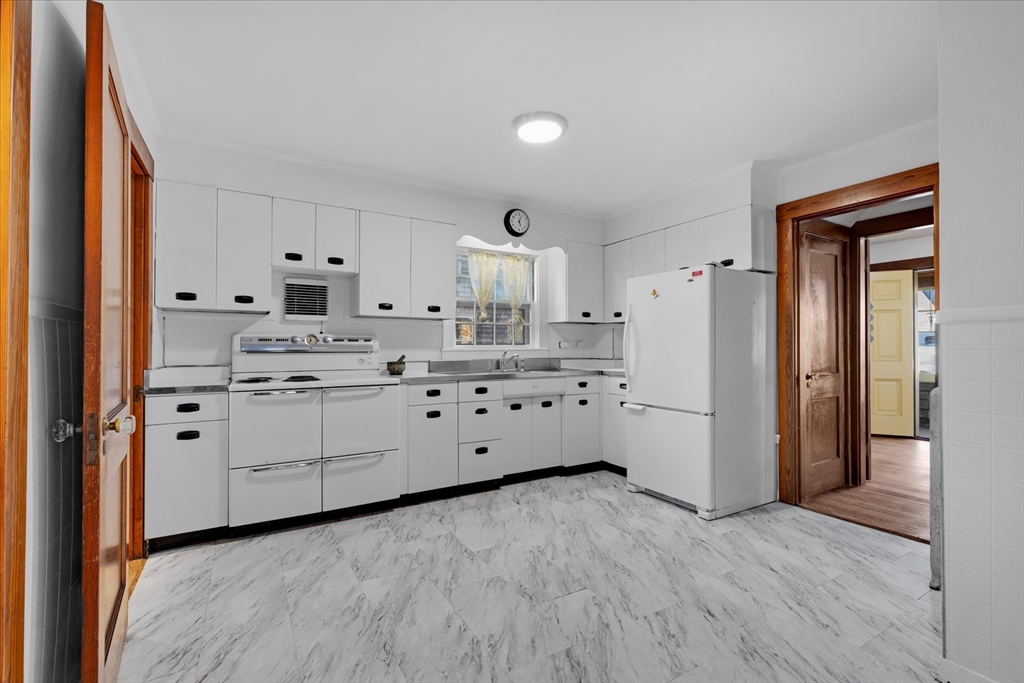 55 Louis Street Barnstable, MA 02601 - Photo 8 of 21