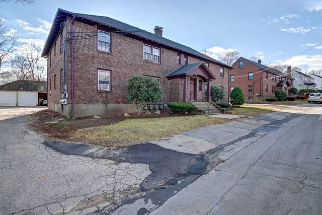 $2,450 | 22 Weston Avenue, Unit 3, Braintree, MA 02184