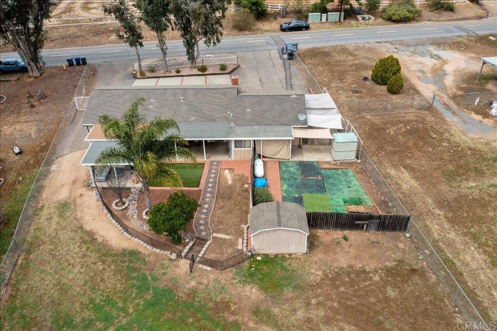 810 Steffy Road Ramona, CA 92065 - Photo 39 of 43 Backyards