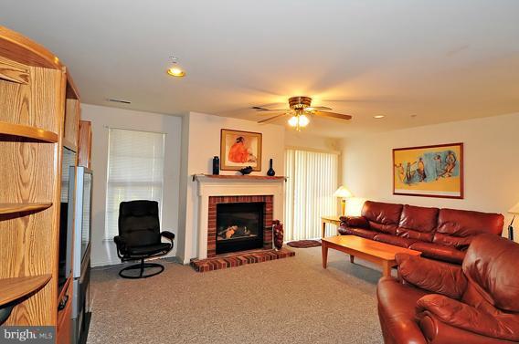 7382 Maury Road Baltimore, MD 21244 - Photo 15 of 23 Family Room