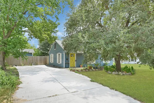 $200,000 | 3607 De Leon Street, Houston, TX 77087