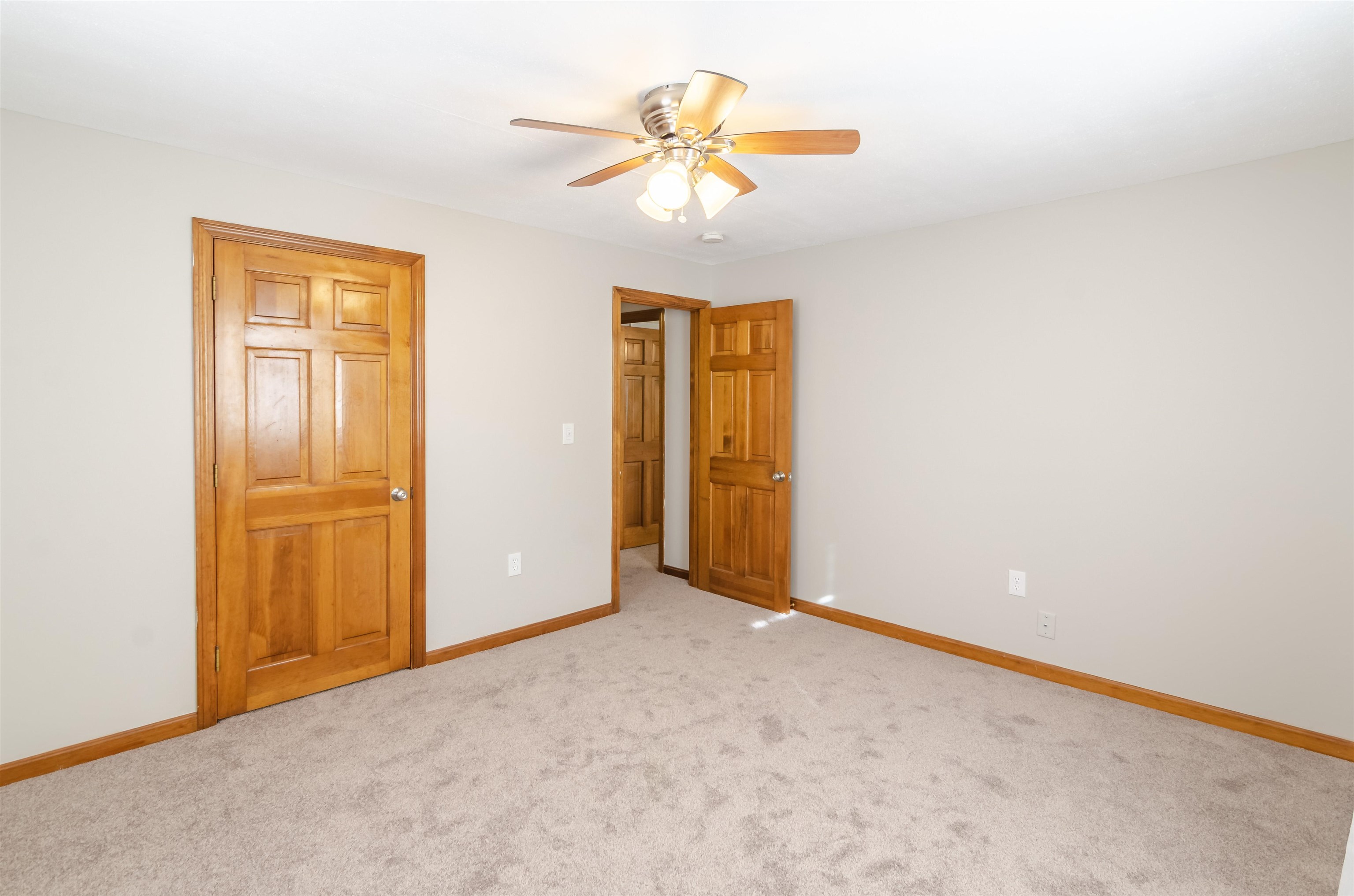 13 L Phillip Road Derry, NH 03038 - Photo 32 of 40