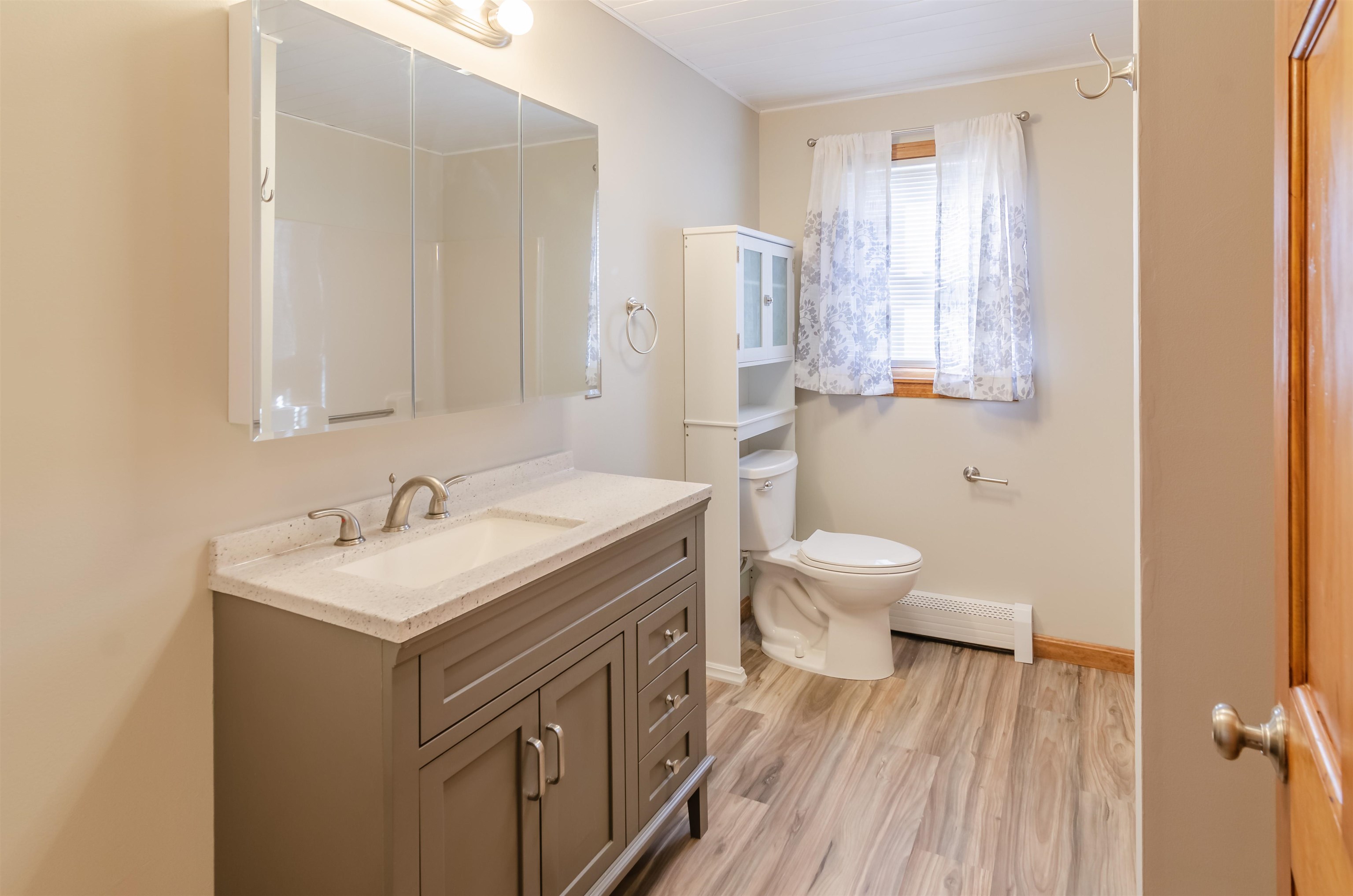 13 L Phillip Road Derry, NH 03038 - Photo 34 of 40