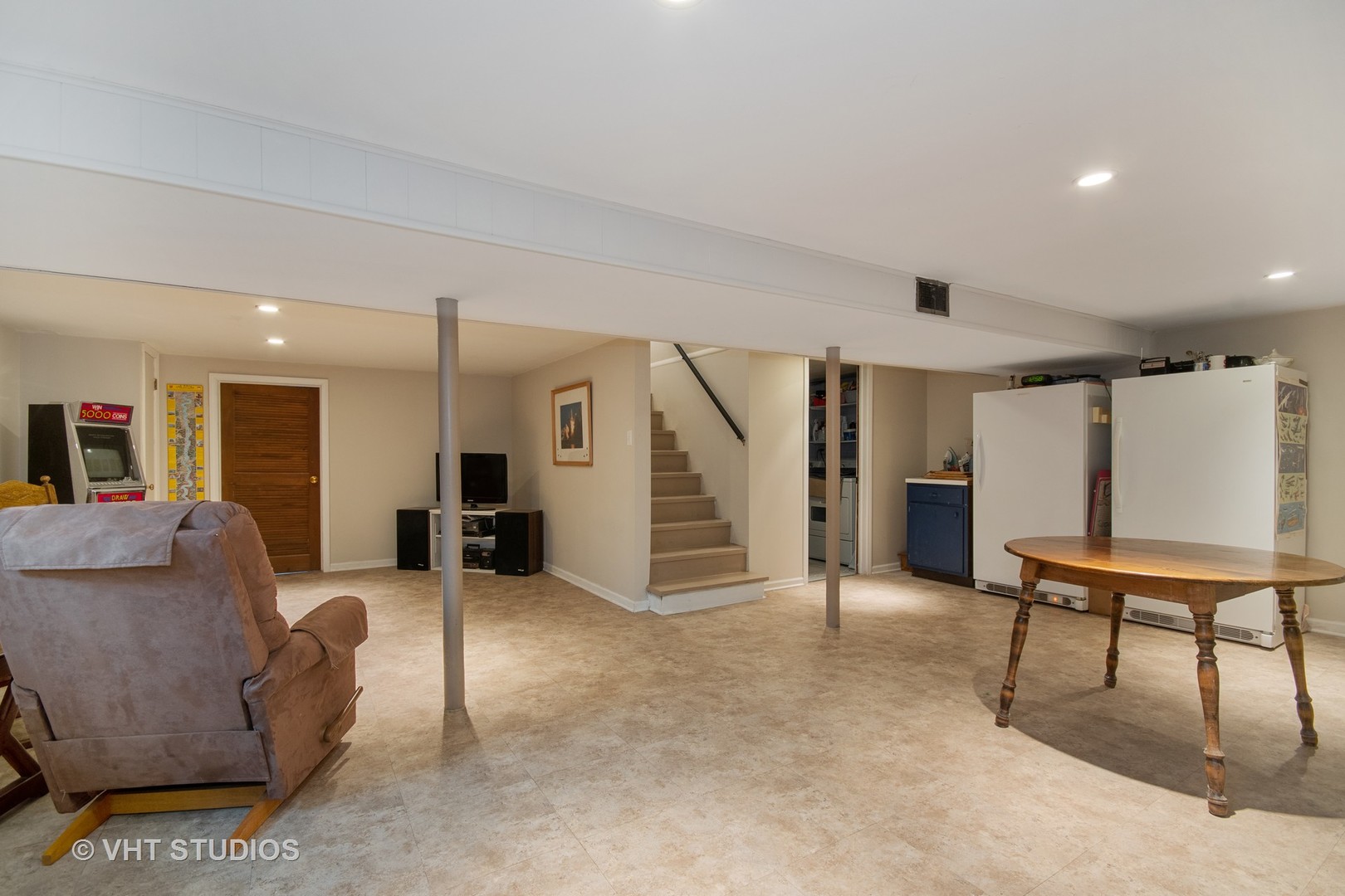 22W679 Poplar Road Glen Ellyn, IL 60137 - Photo 20 of 23 a living room with furniture and a wooden floor