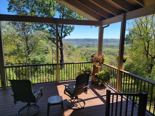 $649,900 | 10458 Harmony Hills Drive, Aurora, IN 47001