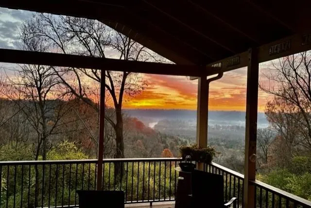 $649,900 | 10458 Harmony Hills Drive, Aurora, IN 47001