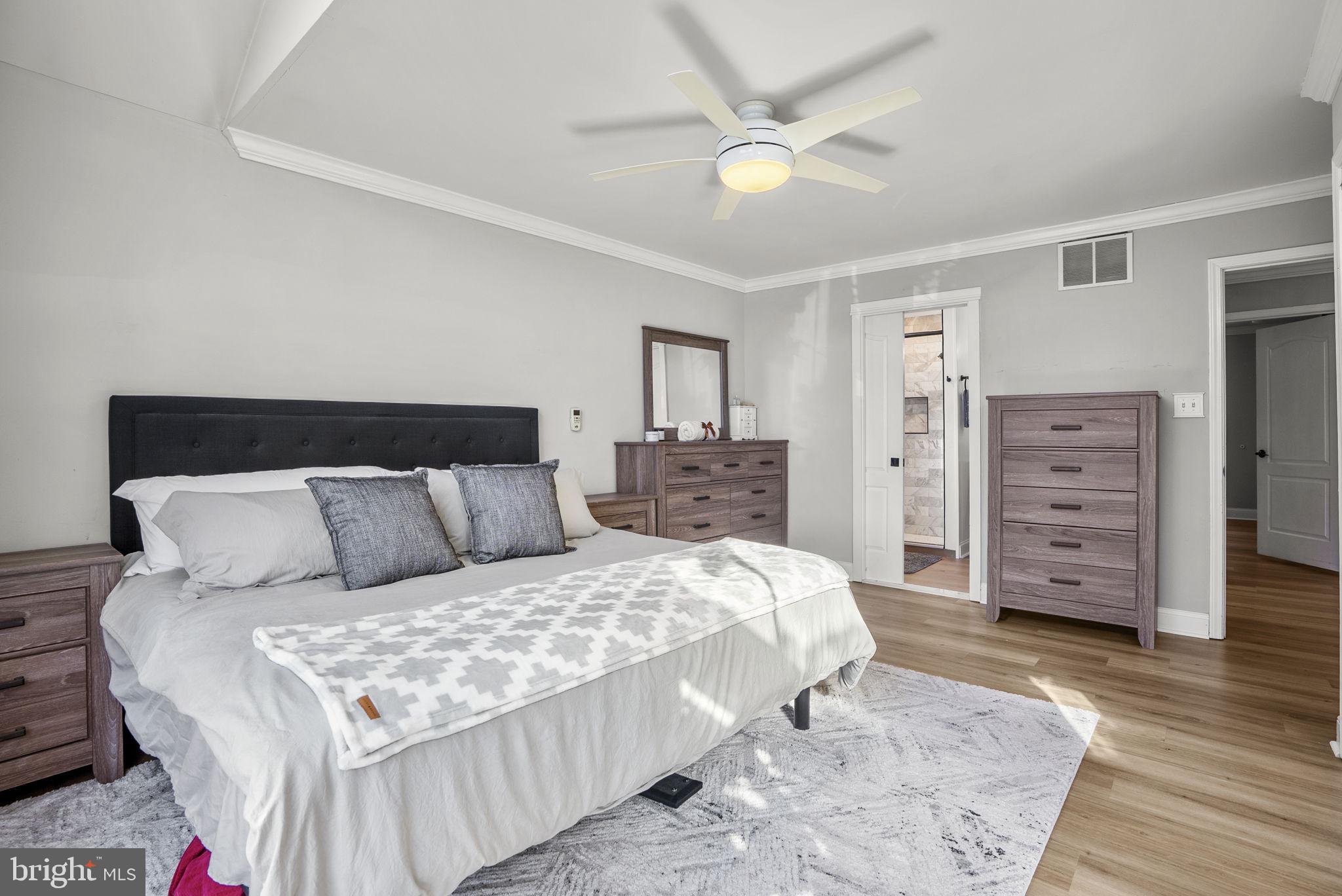 14 Stanger Court Clayton, NJ 08094 - Photo 3 of 9