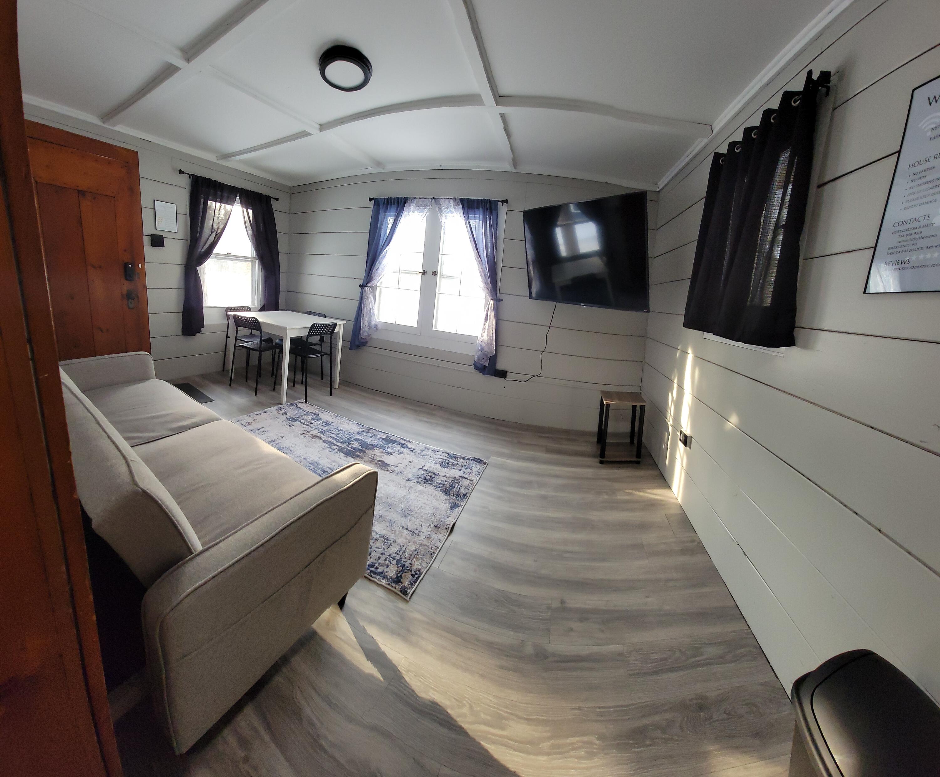 977 North Huron Road East Tawas, MI 48730 - Photo 4 of 22 Hawthorne Living