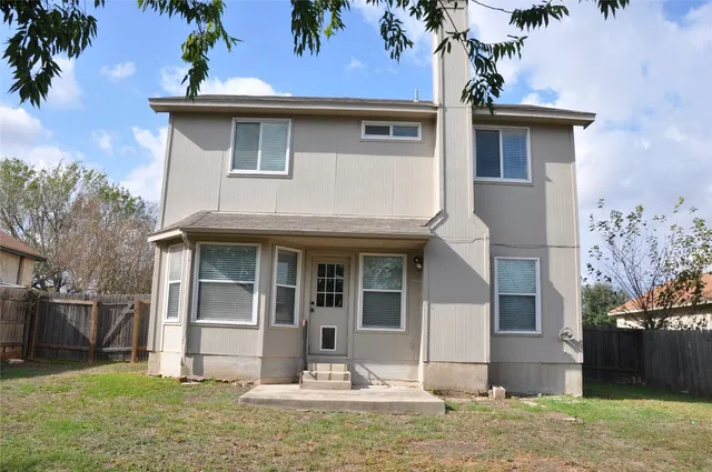 $1,675 | 272 Spillway Drive, Kyle, TX 78640