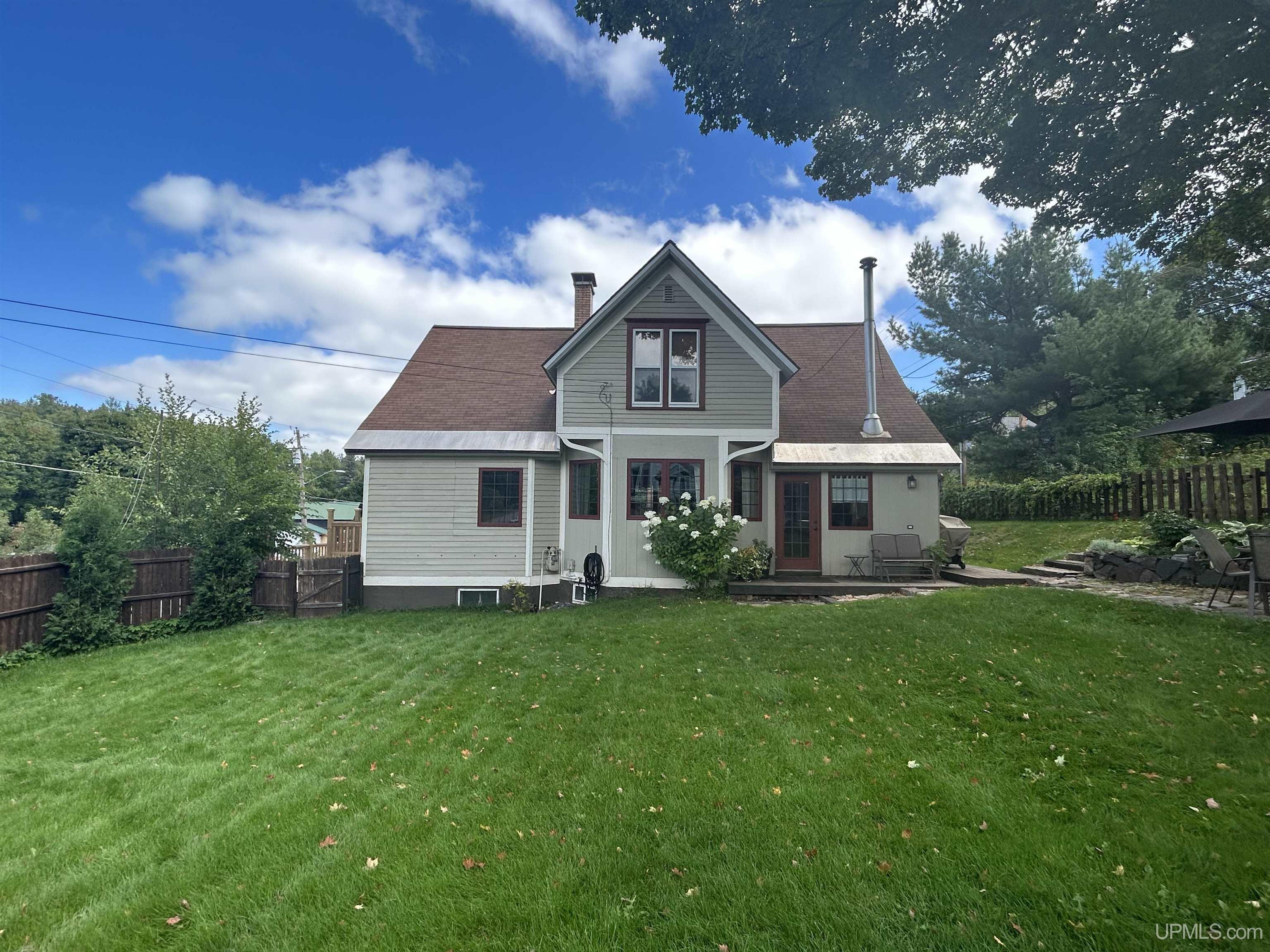 168 Davis Street Ishpeming, MI 49849 - Photo 6 of 44 Gallery Image 6