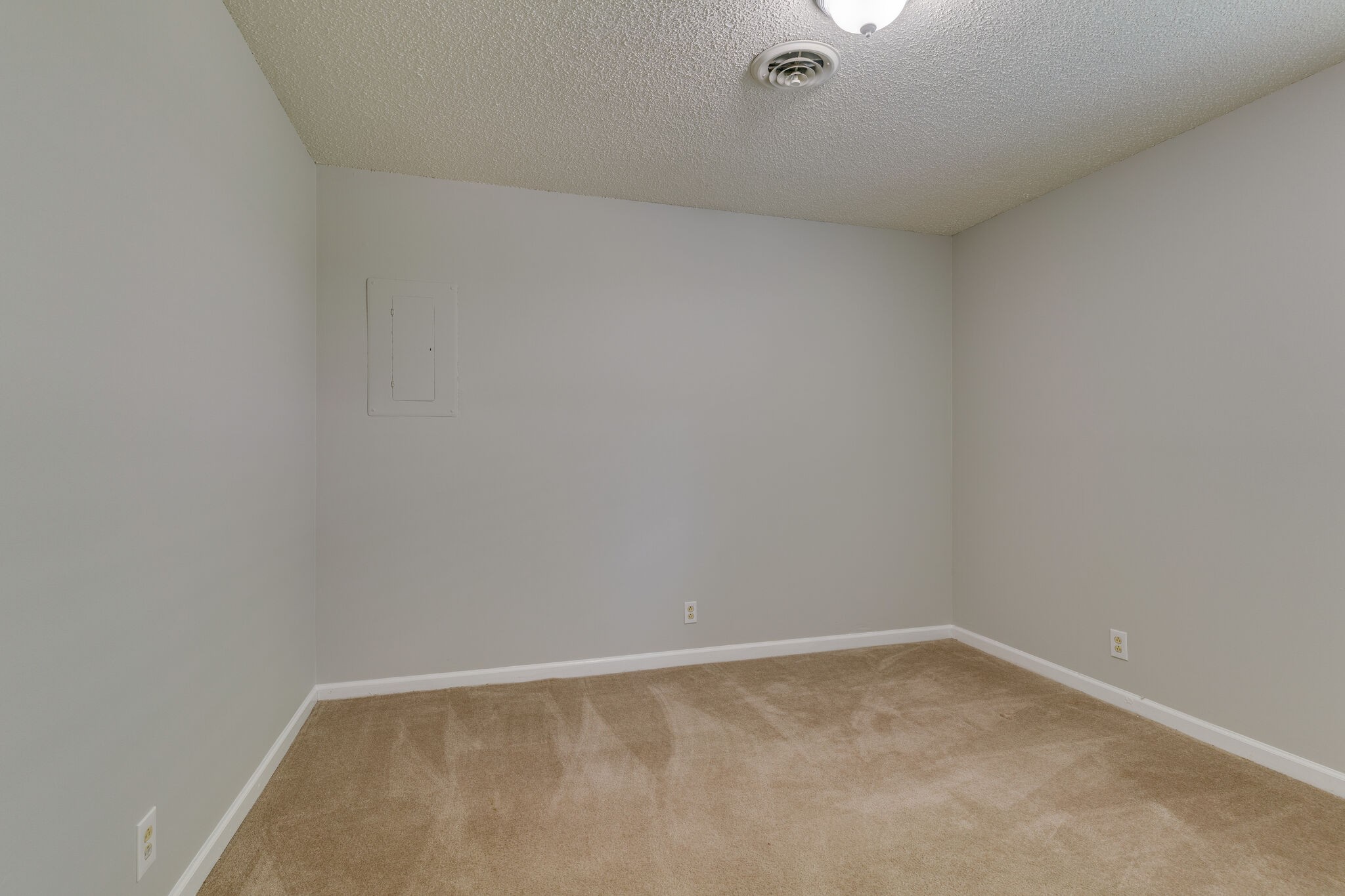 2606 Lock 2 Road Nashville, TN 37214 - Photo 11 of 16 Gallery Image 11