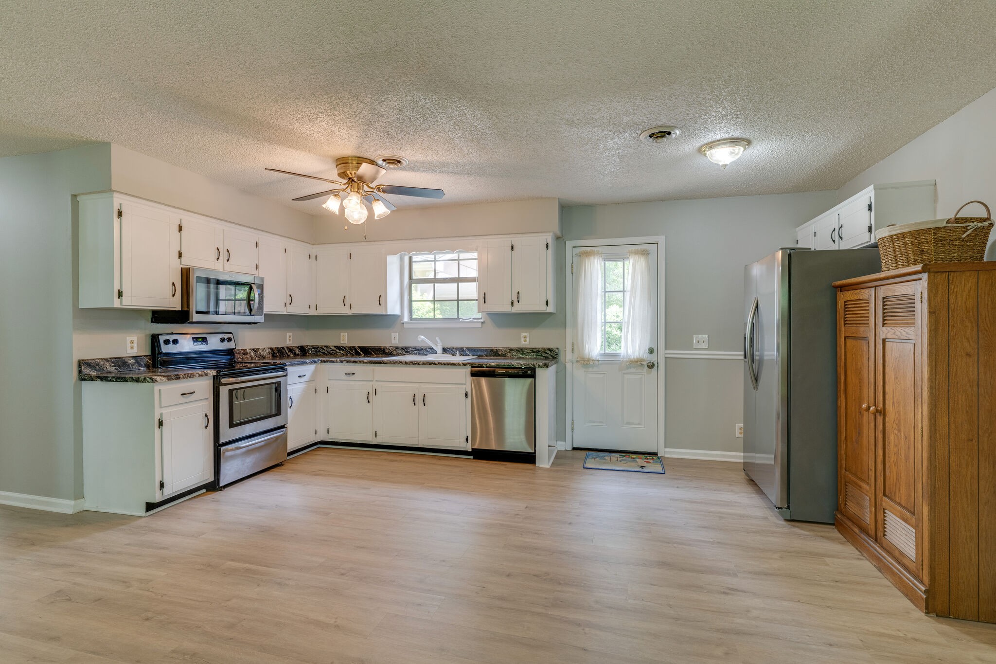 2606 Lock 2 Road Nashville, TN 37214 - Photo 5 of 16 Gallery Image 5