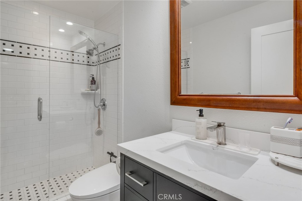 6330 Riviera Circle Long Beach, CA 90815 - Photo 23 of 58 Gallery Image 23