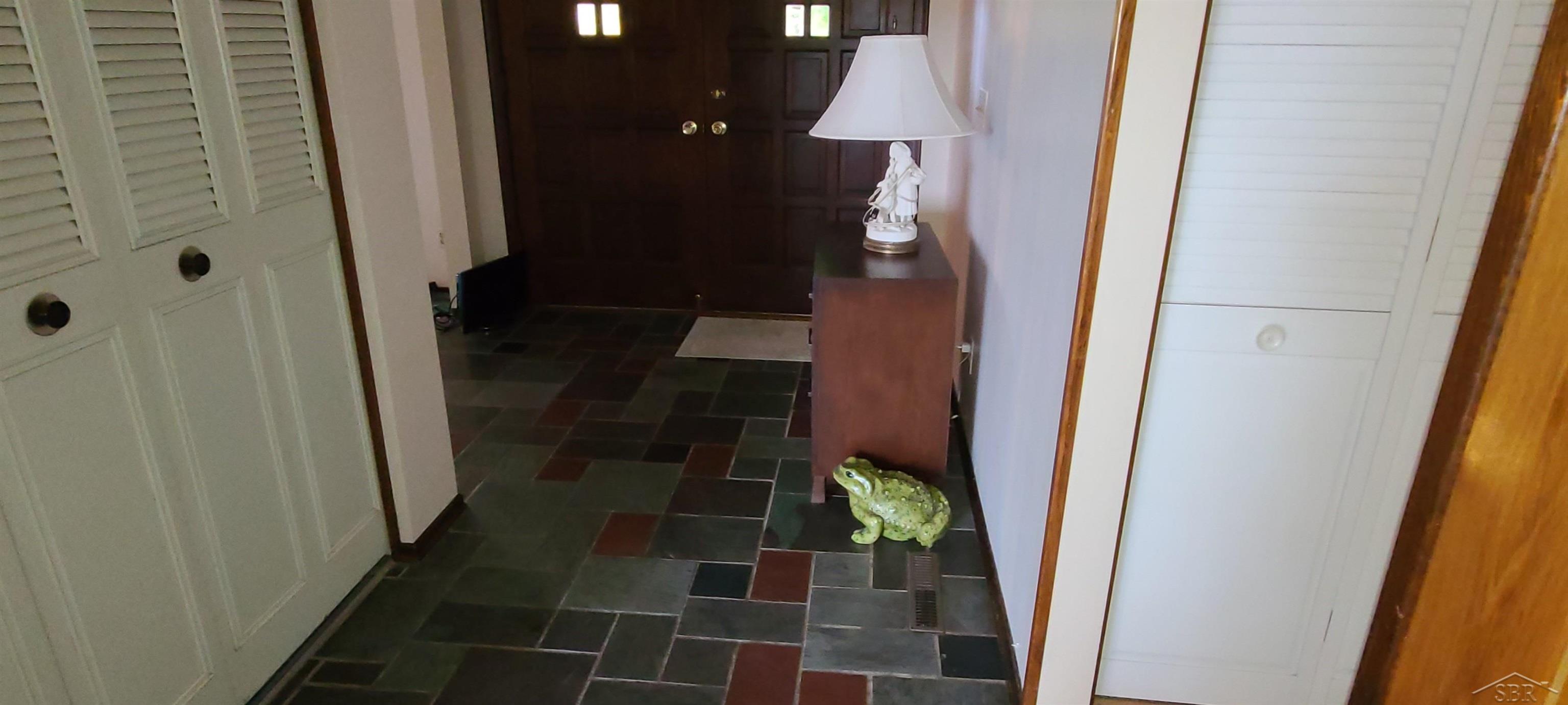 5969 Frankenmuth Road Vassar, MI 48768 - Photo 20 of 45 50093529-19.JPG