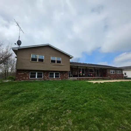 $399,900 | 10650 Lawrence Road, Brooklyn, MI 49230