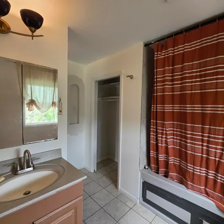 $399,900 | 10650 Lawrence Road, Brooklyn, MI 49230