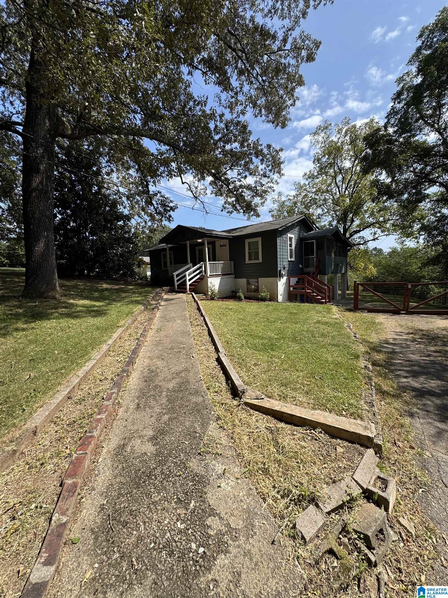 2011 Mountain View Road Birmingham, AL 35210 - Photo 12 of 45