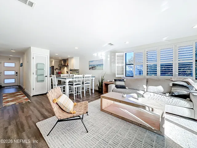 $4,700 | 2009 Seminole Road, Atlantic Beach, FL 32233