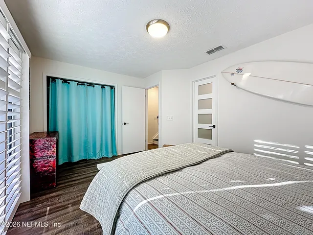 $4,700 | 2009 Seminole Road, Atlantic Beach, FL 32233