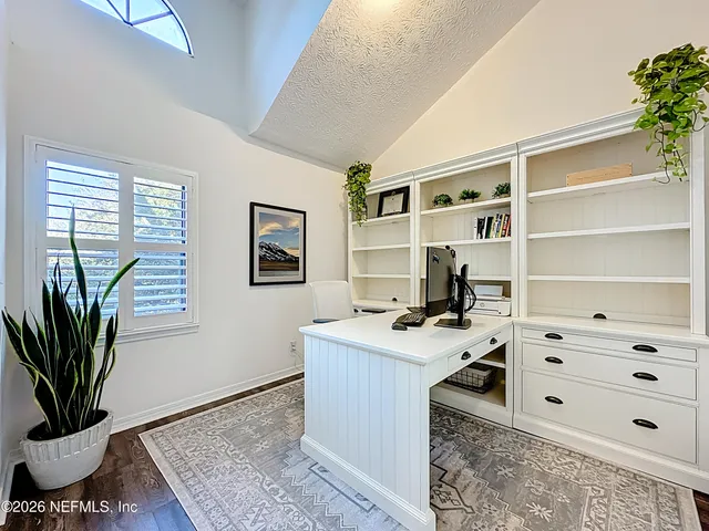 $4,700 | 2009 Seminole Road, Atlantic Beach, FL 32233