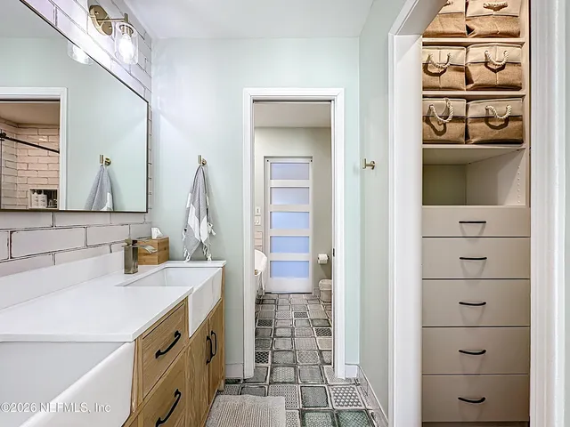 $4,700 | 2009 Seminole Road, Atlantic Beach, FL 32233