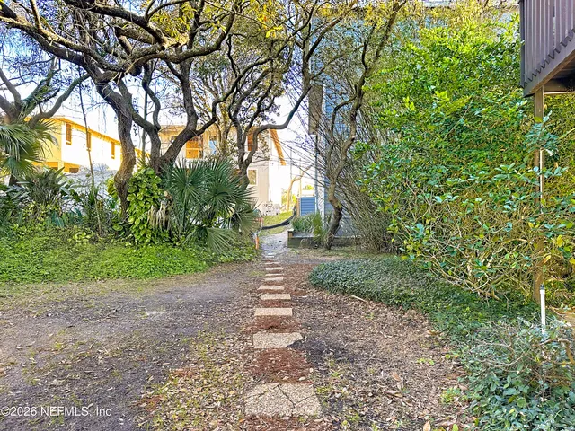 $4,700 | 2009 Seminole Road, Atlantic Beach, FL 32233