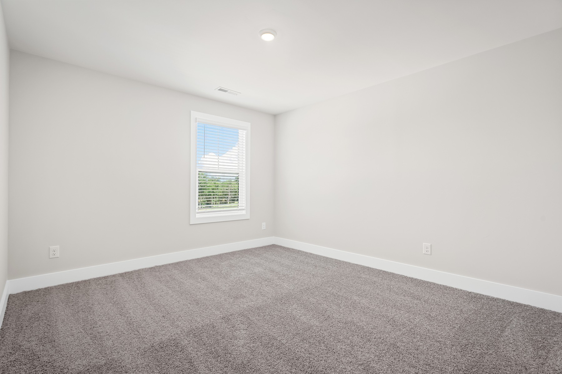 4015 Norman Drive Spring Hill, TN 37174 - Photo 10 of 11 an empty room with a window