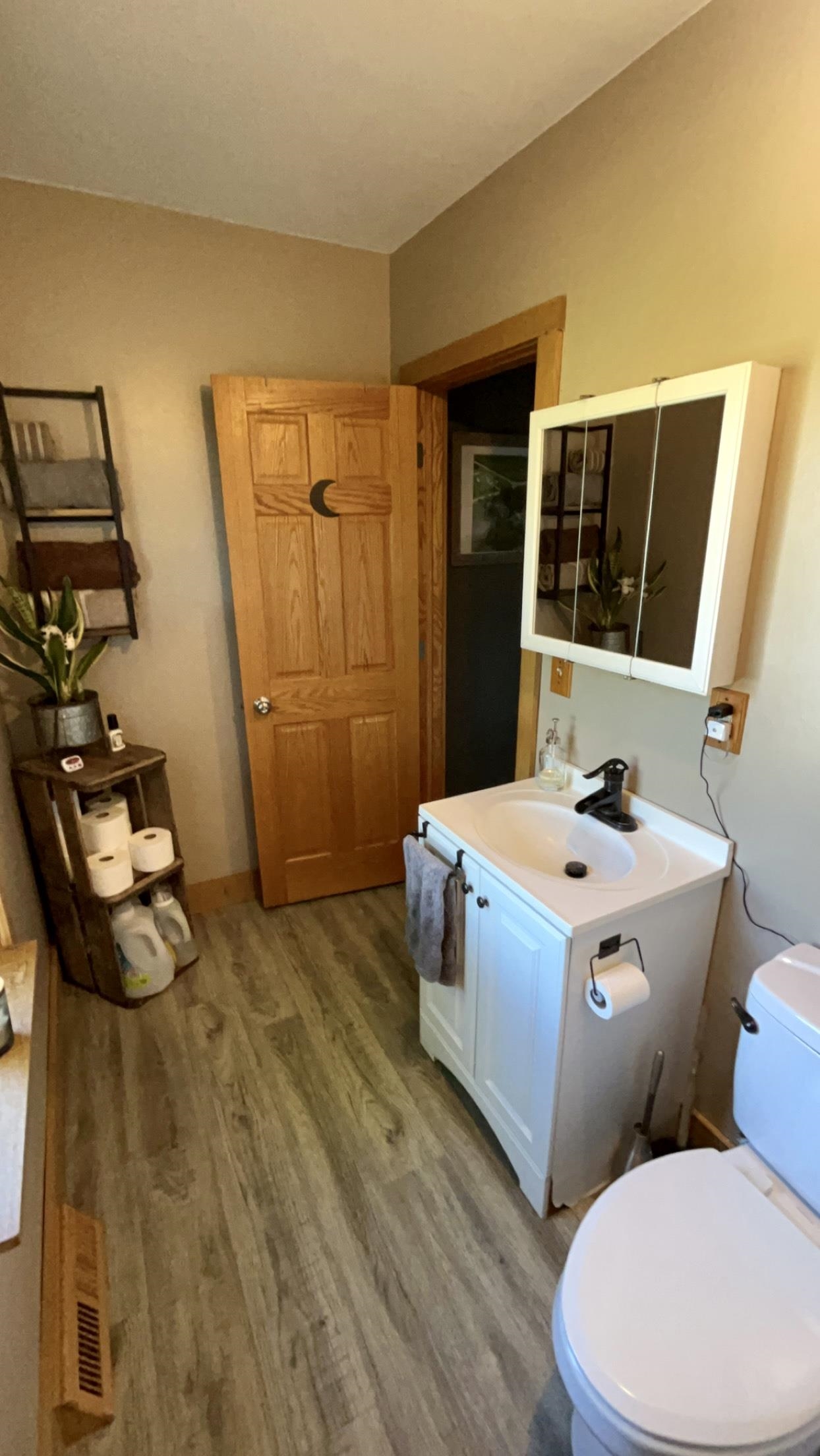 6070 Dewane Road Belvidere, IL 61008 - Photo 15 of 30 a bathroom with a sink toilet and shower