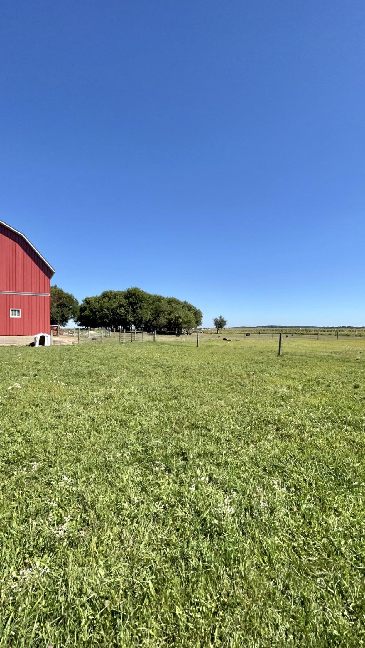 6070 Dewane Road Belvidere, IL 61008 - Photo 27 of 30 a view of an ocean from a yard