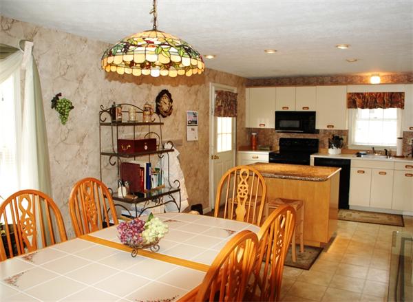 89 Rumbrook Road Leominster, MA 01453 - Photo 8 of 25 Gallery Image 8