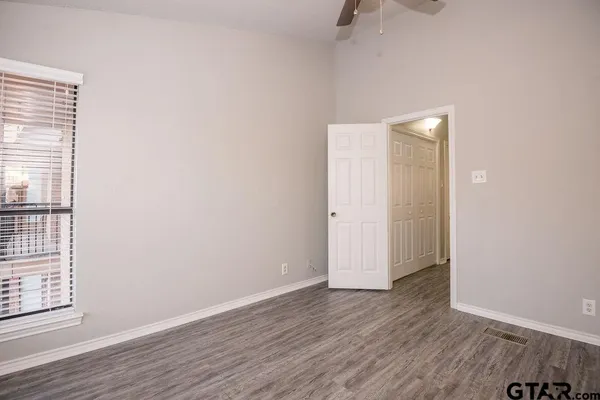 $1,650 | 5911 Hollytree Drive, Tyler, TX 75703