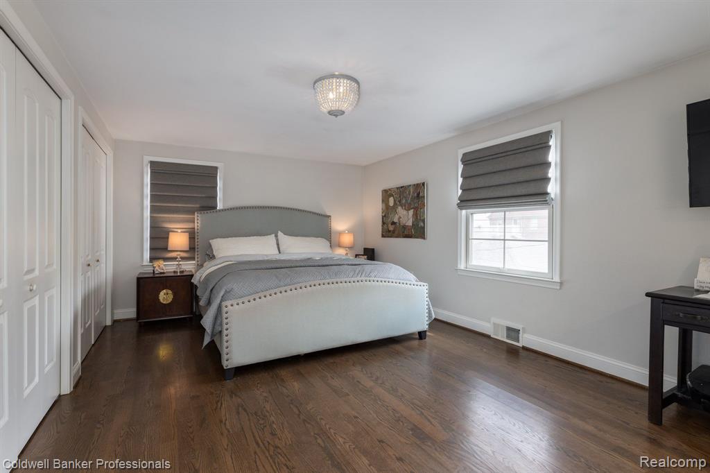 236 Fisher Road Grosse Pointe, MI 48230 - Photo 28 of 39
