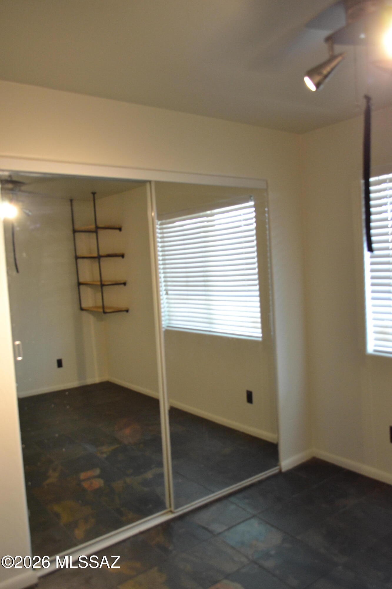 3270 West Capistrano Road Tucson, AZ 85746 - Photo 22 of 34 DSC_0024