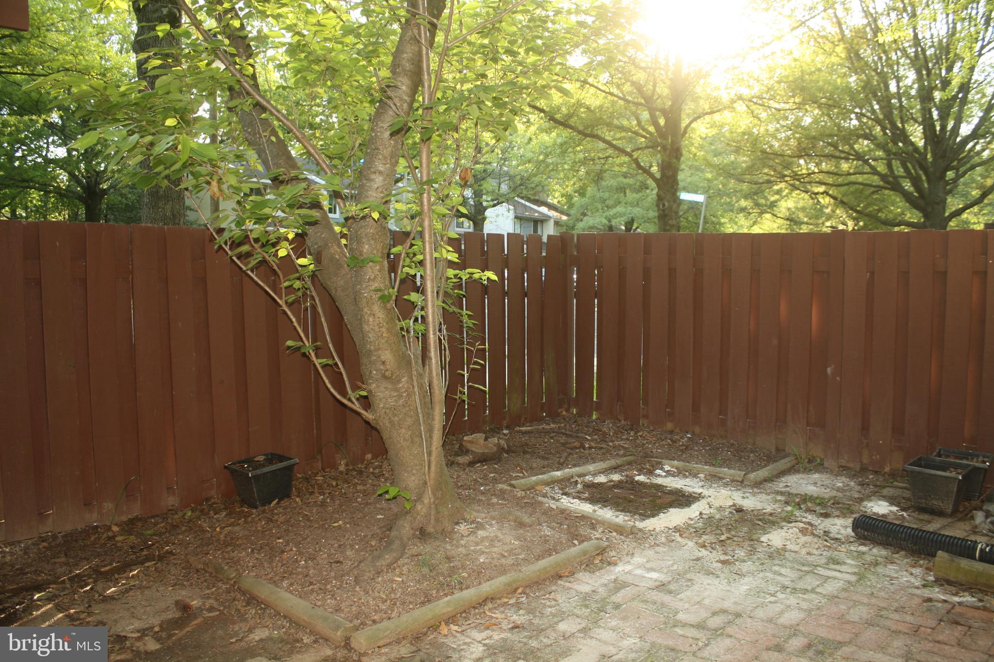 2301 Southgate Square Reston, VA 20191 - Photo 4 of 25