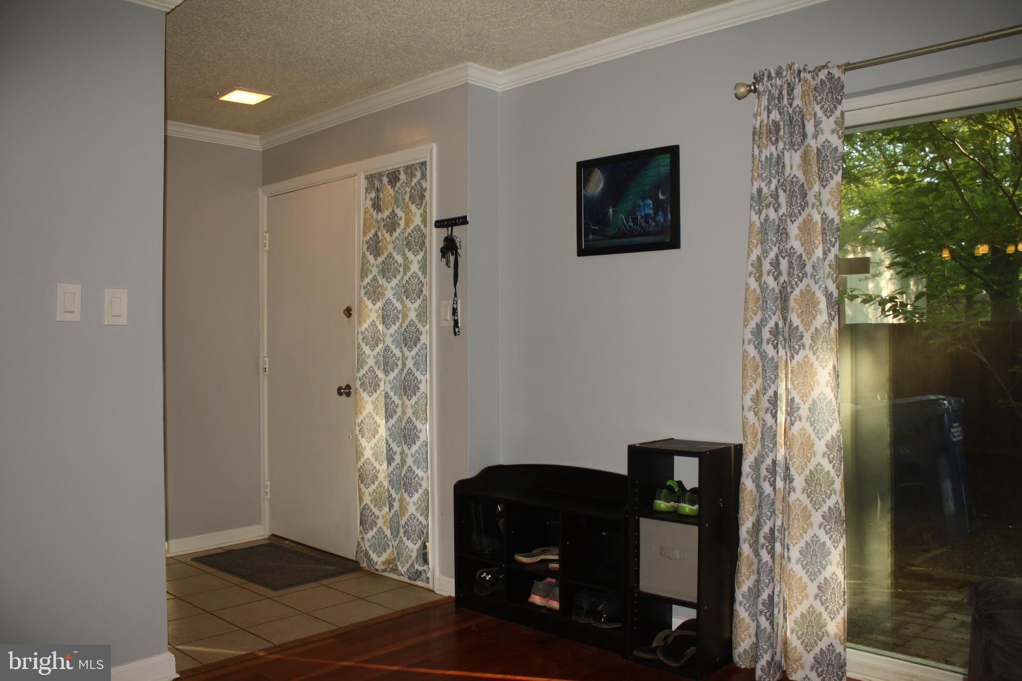 2301 Southgate Square Reston, VA 20191 - Photo 7 of 25