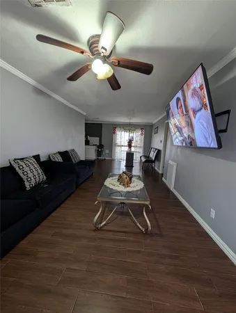 $190,000 | 4822 Dalmatian Drive, Houston, TX 77045