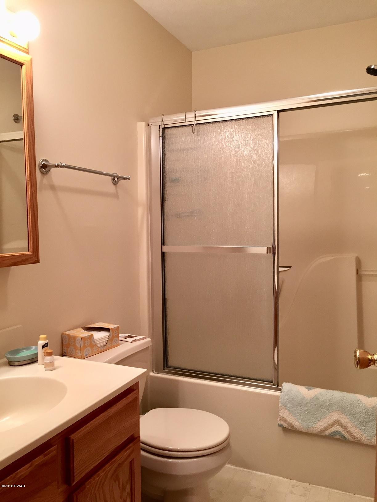 1272 Brookfield Road Lake Ariel, PA 18436 - Photo 21 of 31 BATH 2