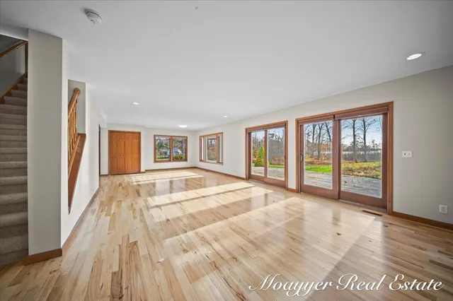 $969,500 | 1736 Parker Drive, Wayland, MI 49348