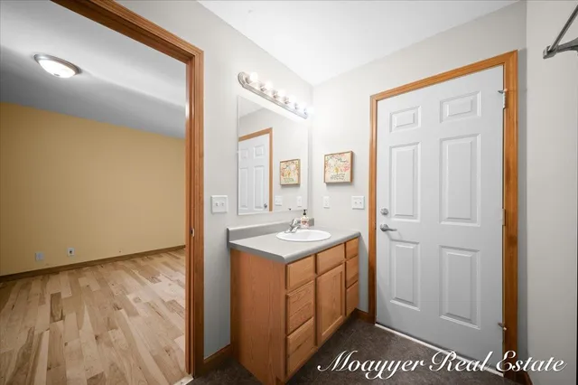 $969,500 | 1736 Parker Drive, Wayland, MI 49348