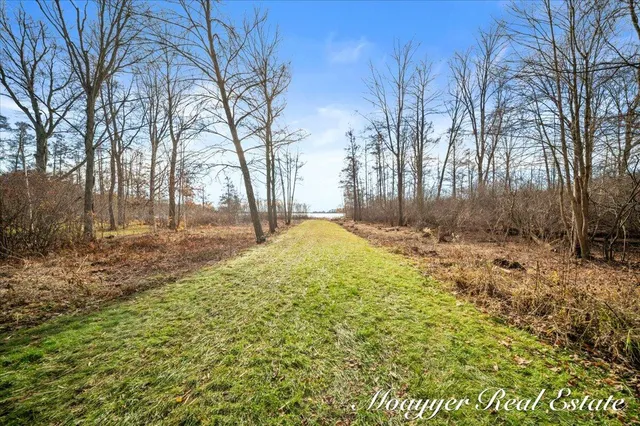 $969,500 | 1736 Parker Drive, Wayland, MI 49348