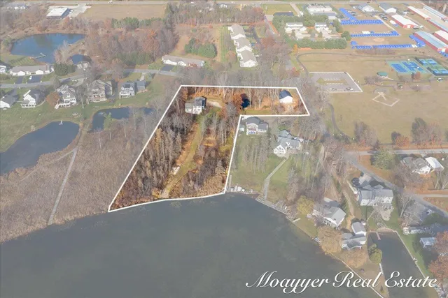 $969,500 | 1736 Parker Drive, Wayland, MI 49348