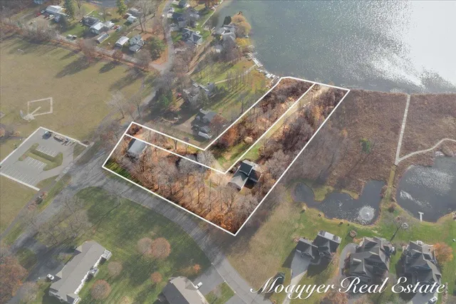 $969,500 | 1736 Parker Drive, Wayland, MI 49348