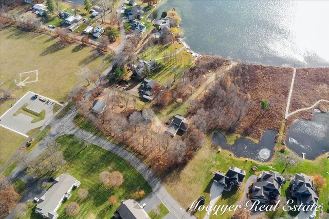 $969,500 | 1736 Parker Drive, Wayland, MI 49348