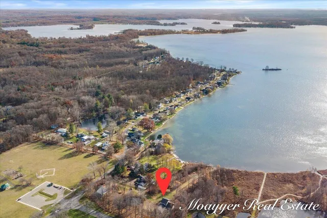 $969,500 | 1736 Parker Drive, Wayland, MI 49348