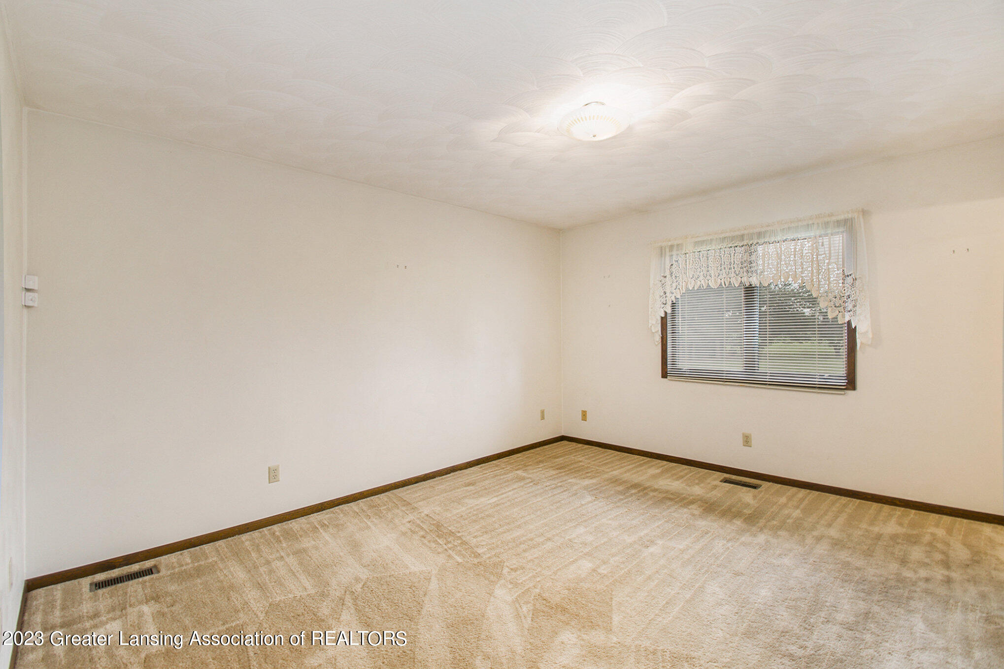 3645 West Columbia Road Mason, MI 48854 - Photo 20 of 44 019_ndp5622